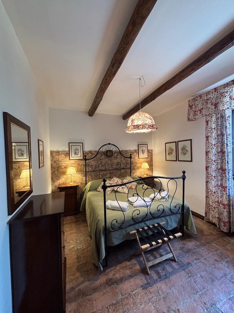 Castello di Santa Cristina