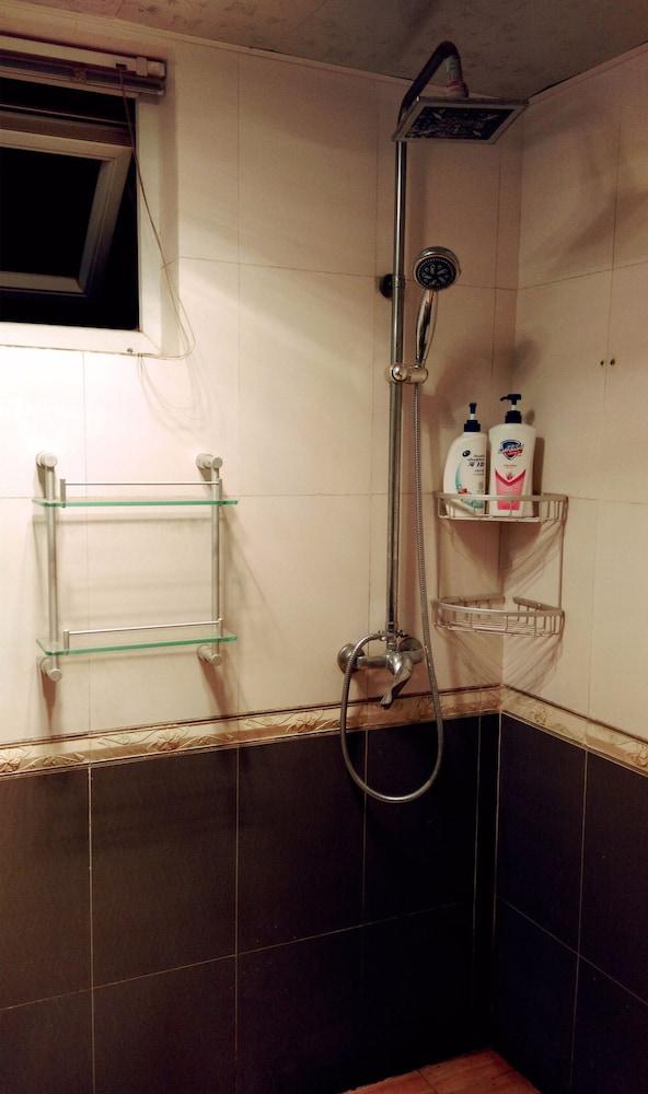 PM10 Youth Apartment