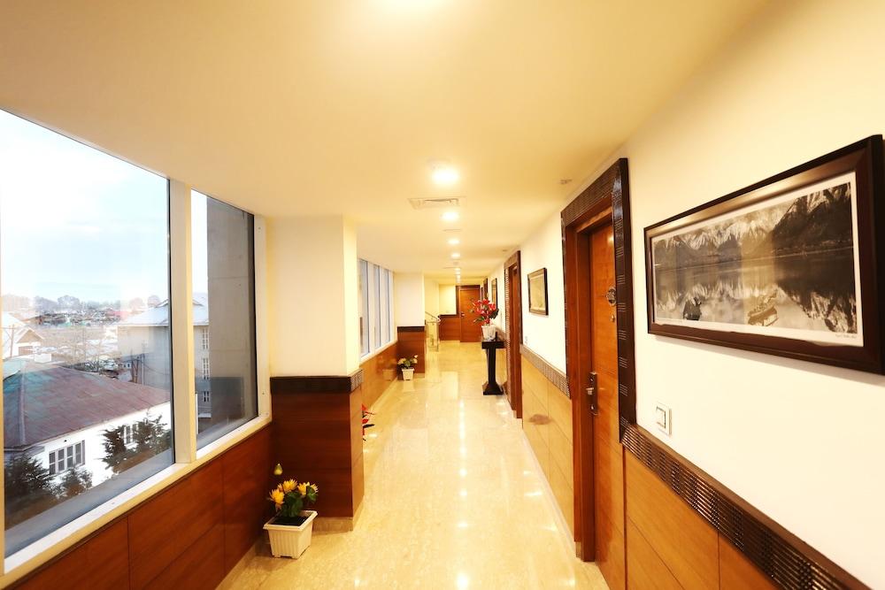 Regenta Central Srinagar