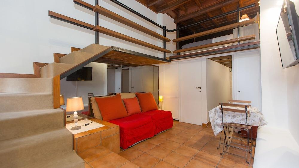 Rental In Rome Corso Suite Terrace