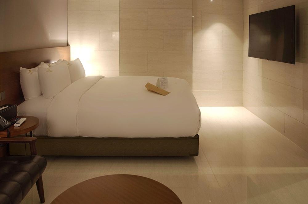 Top Cloud Hotel Gwangju