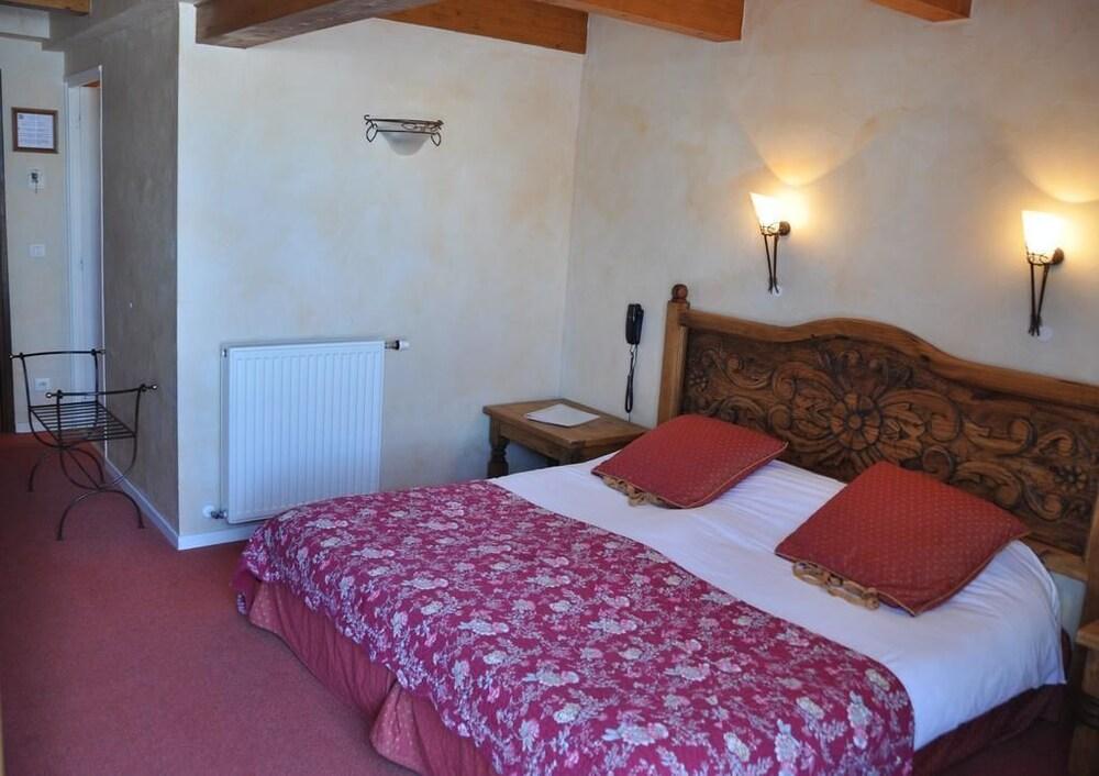 Hotel Le Chalet Suisse