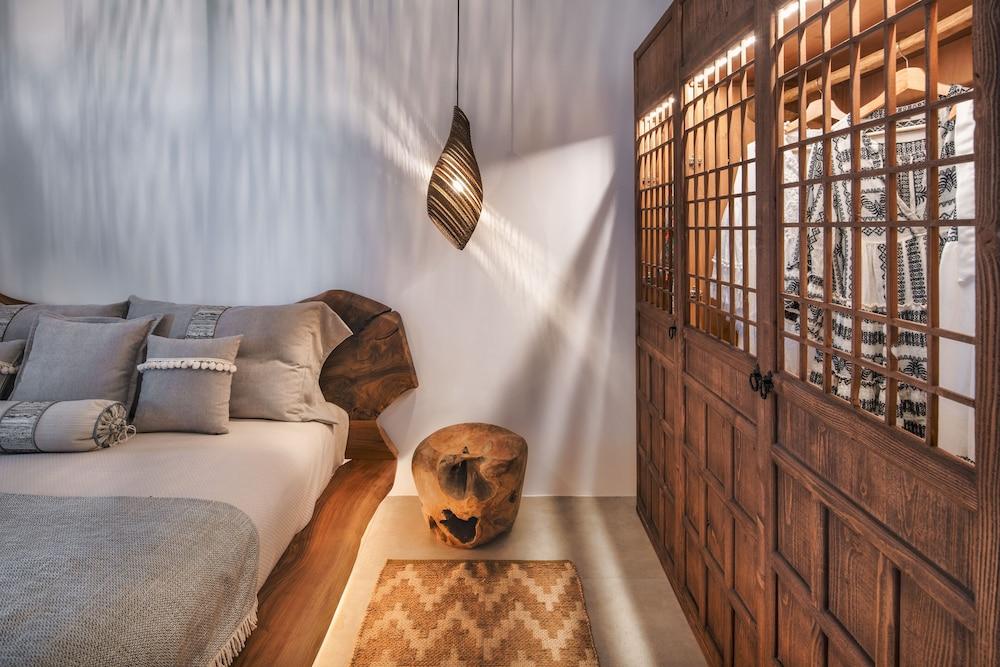 Ayama Hideaway Villa by Calm Collection