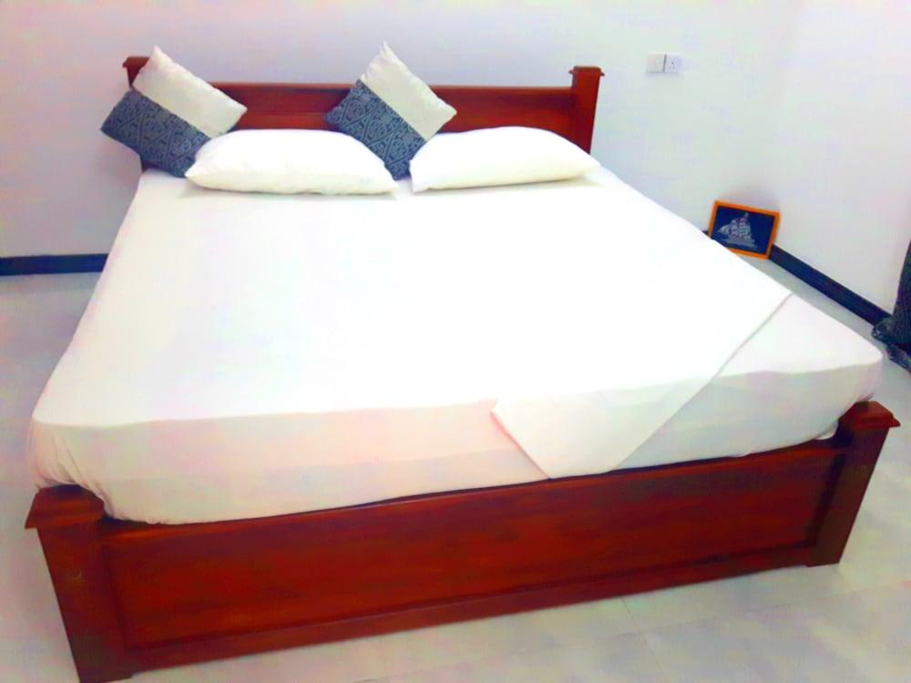 Nadee Villa Guest House