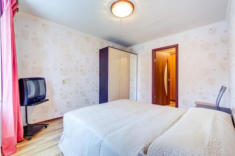 AG Apartment Moskovskiy 220