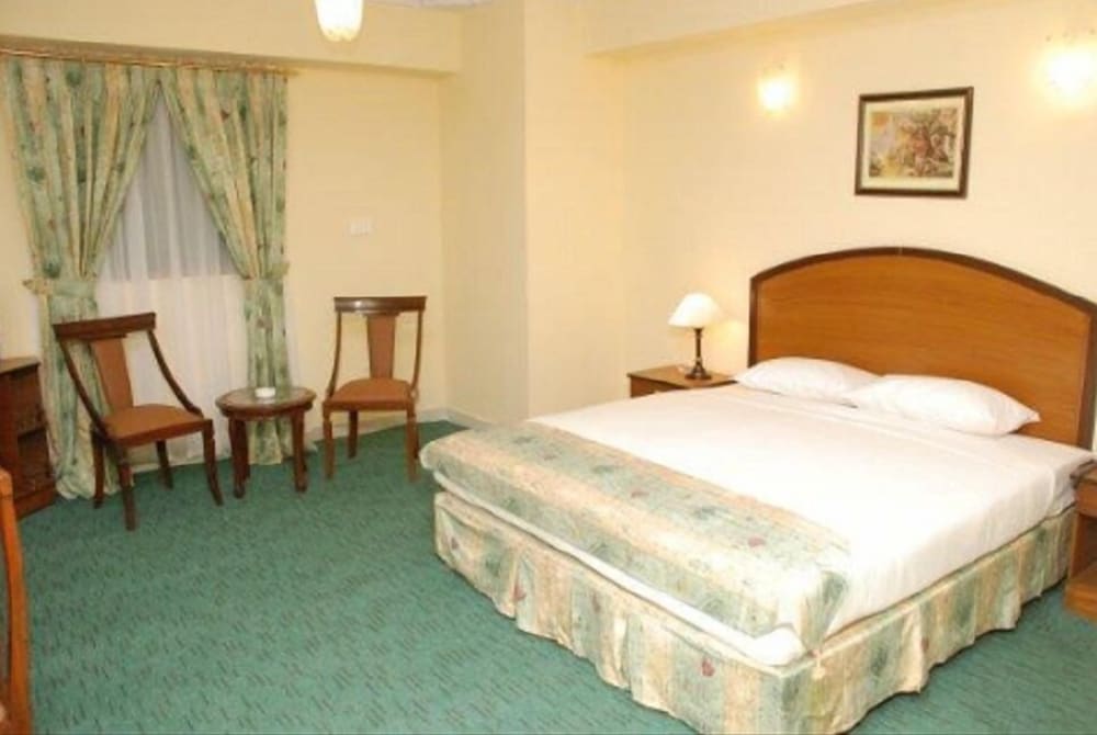 Embassy Inn Hotel Karachi