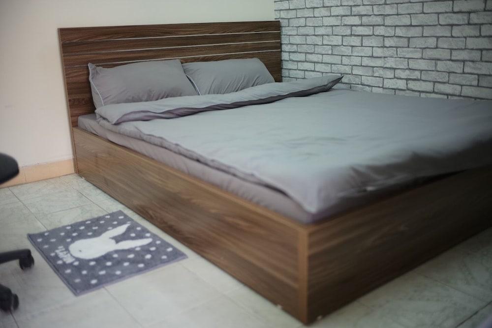 Peony House Trade Hotel II