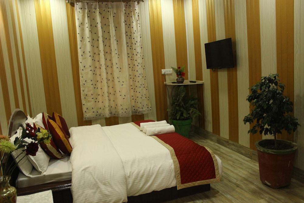 Hotel Shanti Mount Abu