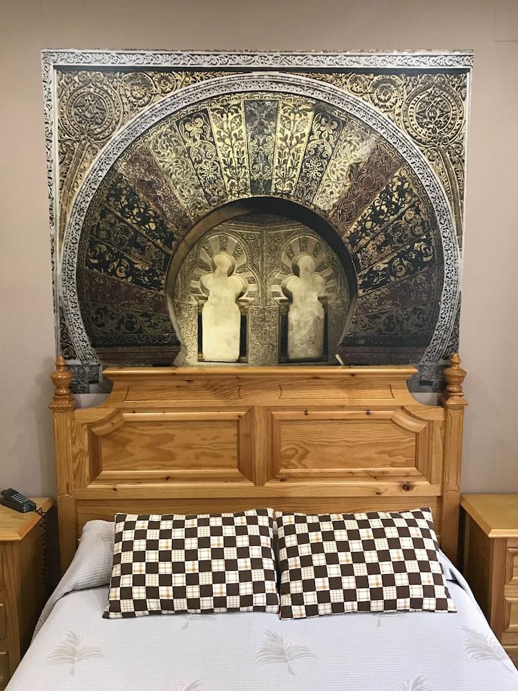 Hotel Emperador Maximiano Herculeo