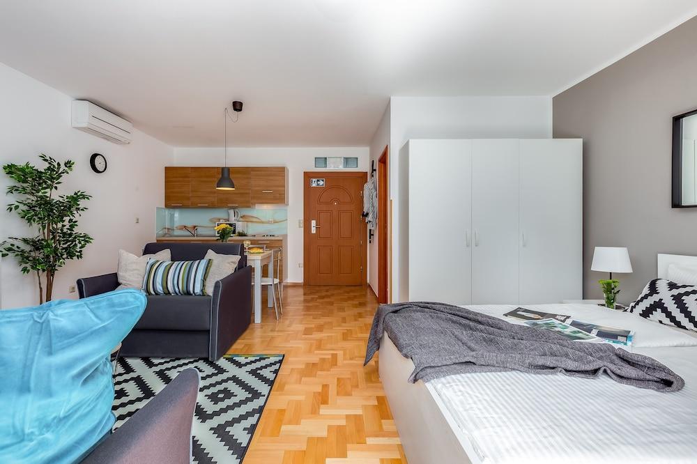 Main Street Apartments