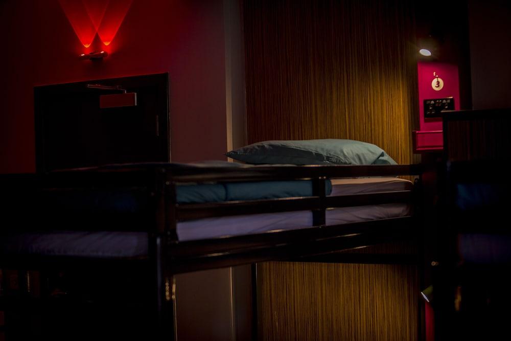 Kick Ass Greyfriars - Adults Only - Hostel