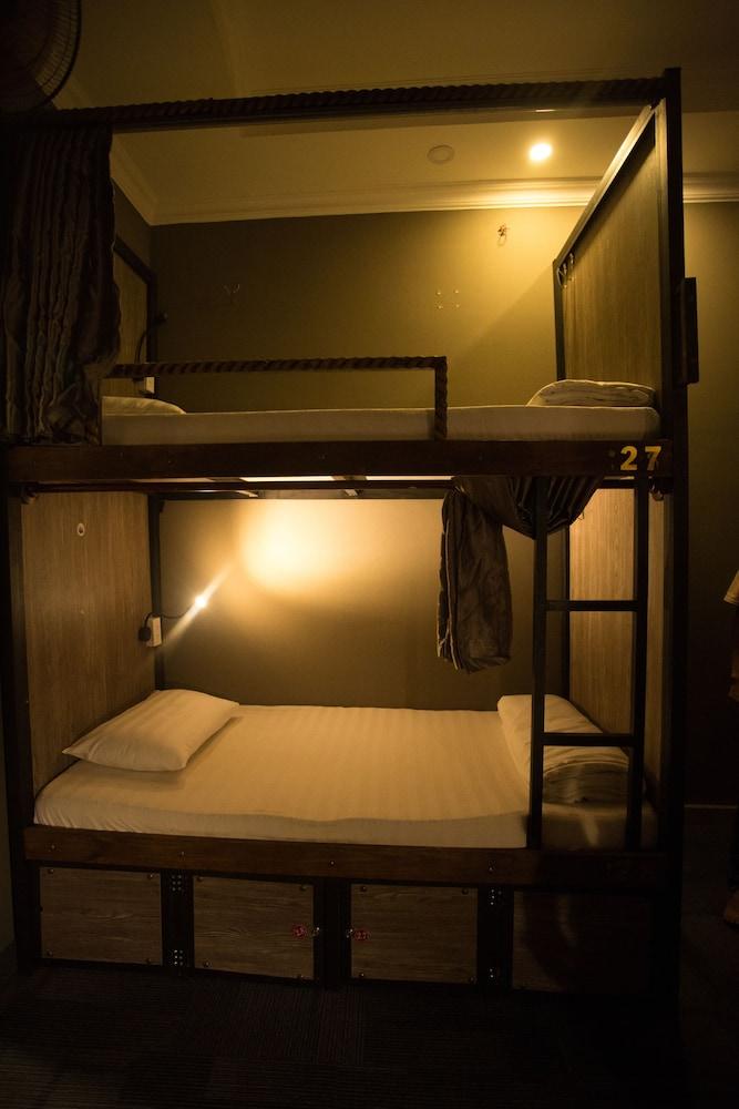 Mobylette Saigon Hostel - Adults only