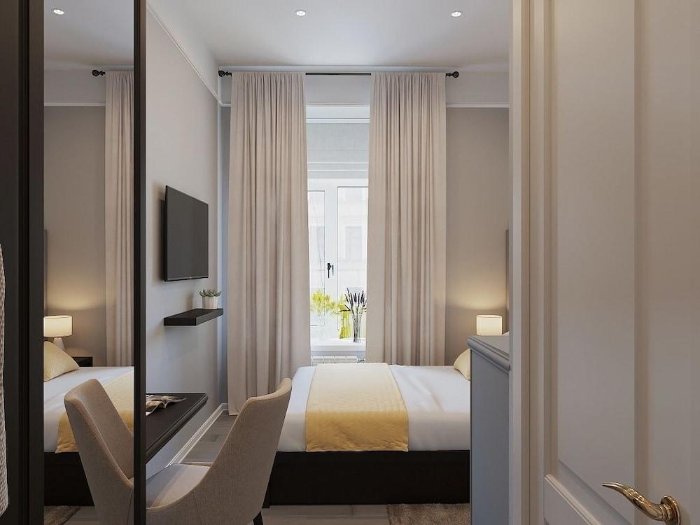 Lotman Boutique Hotel