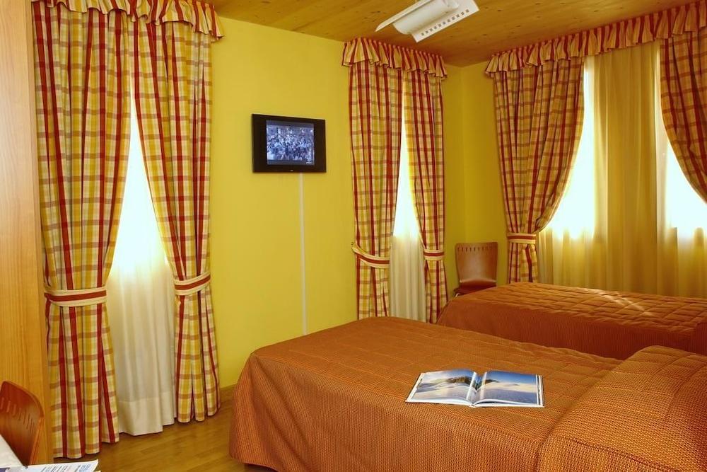 Hotel Chalet Casa Cesana