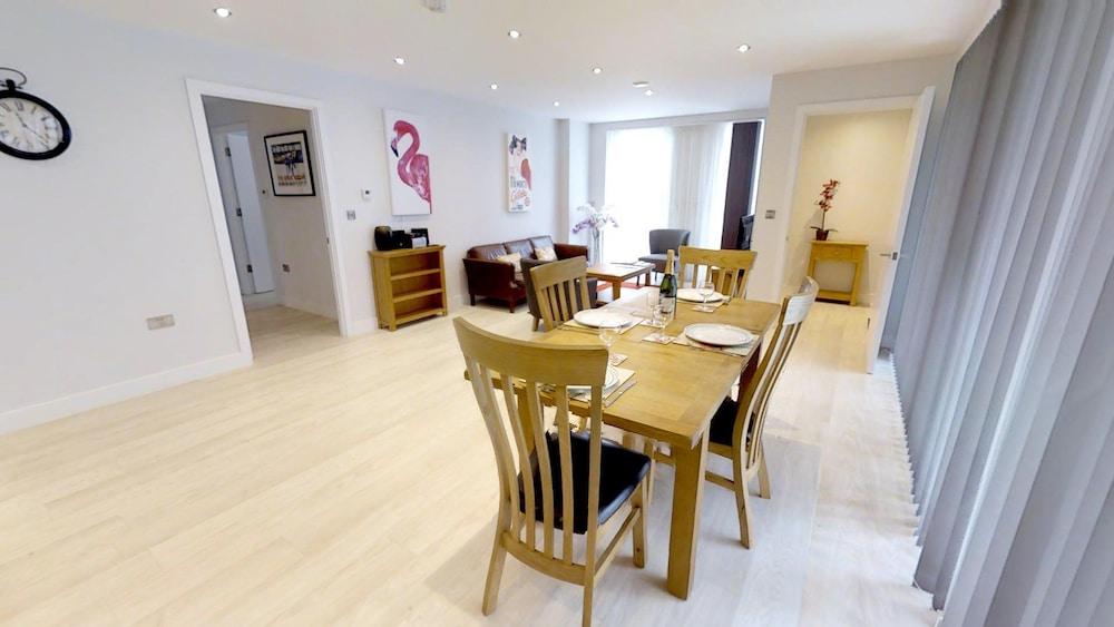 Signet Apartments-Vesta