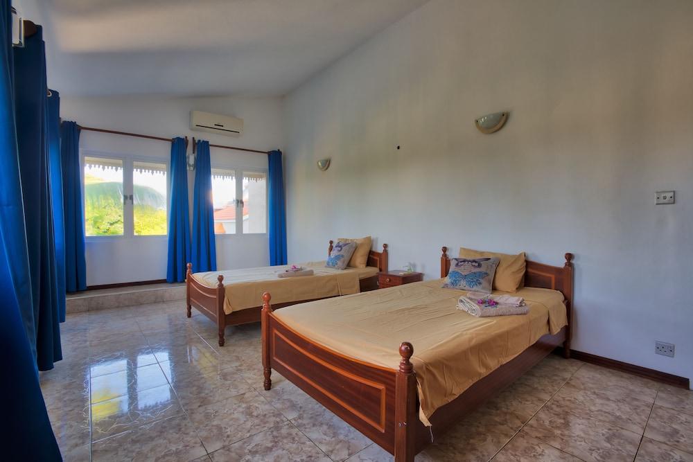 Hibiscus Villa - 5 Rooms