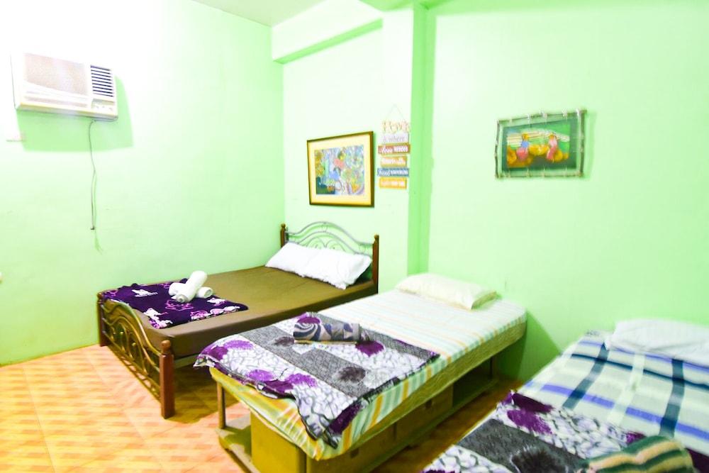 Mom's Guesthouse Coron - Hostel