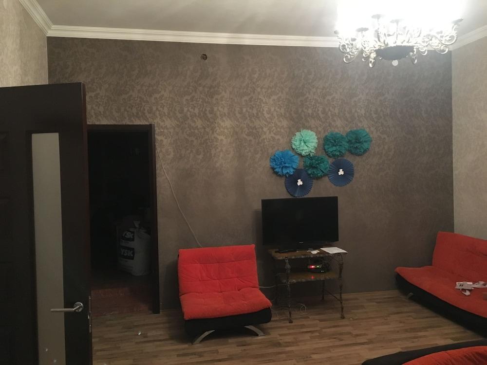 4 room agmashenebeli