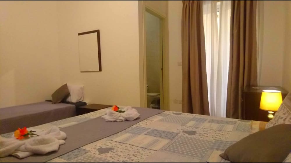 Classic rooms by CmH