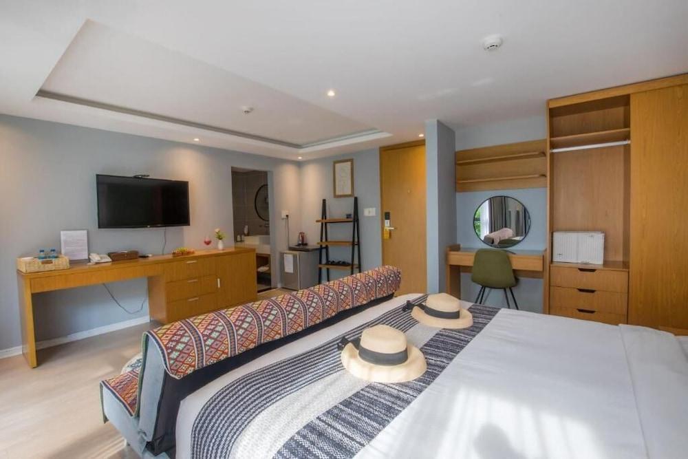 Sanayen Villa & Residences