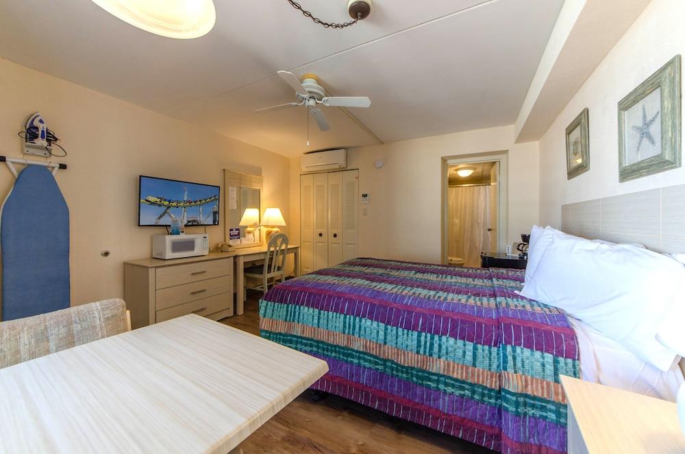 Royal Hawaiian Motel