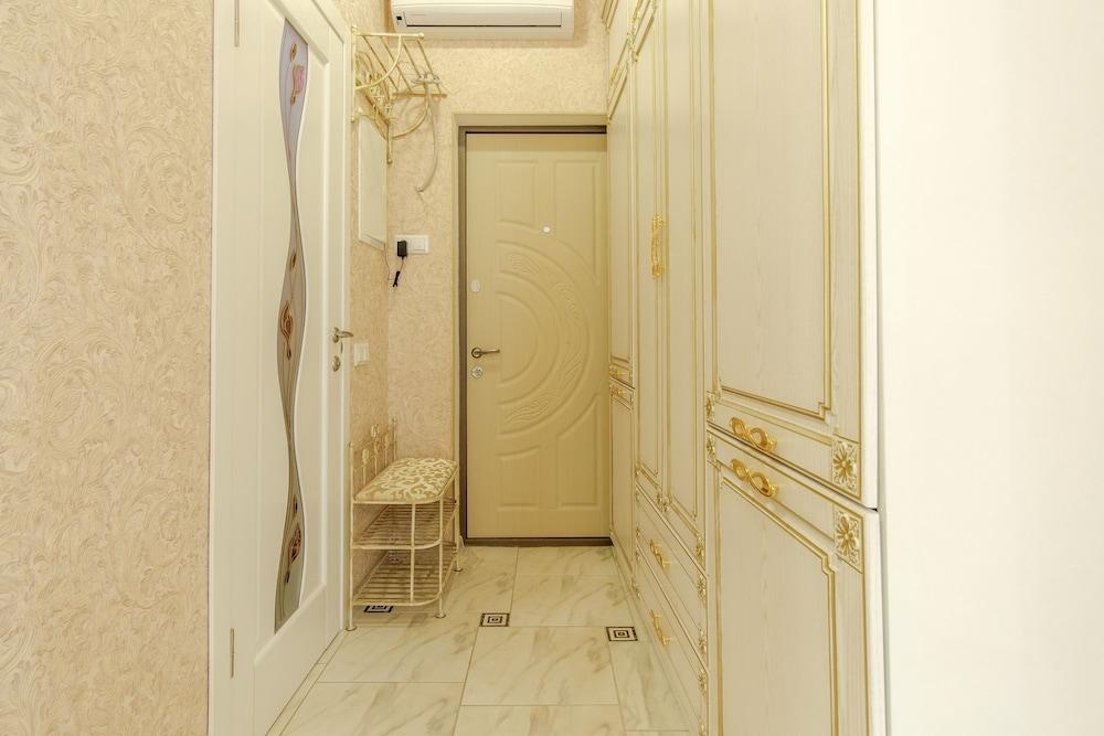 Barkar ArCadia Apartments