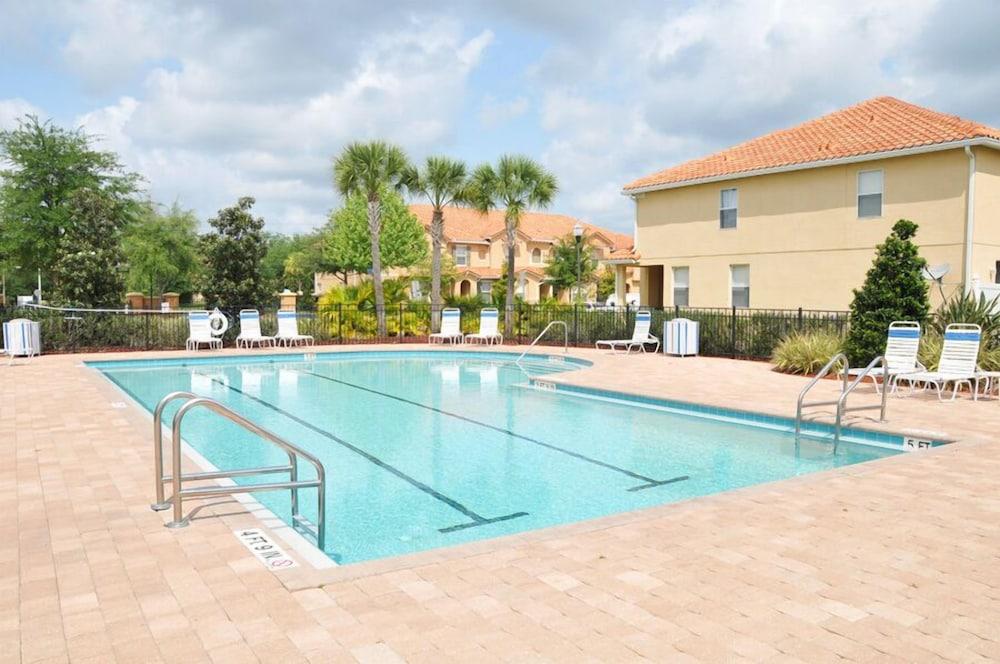 Paradise Cay #1 - 3 Bed 3 Baths Townhome