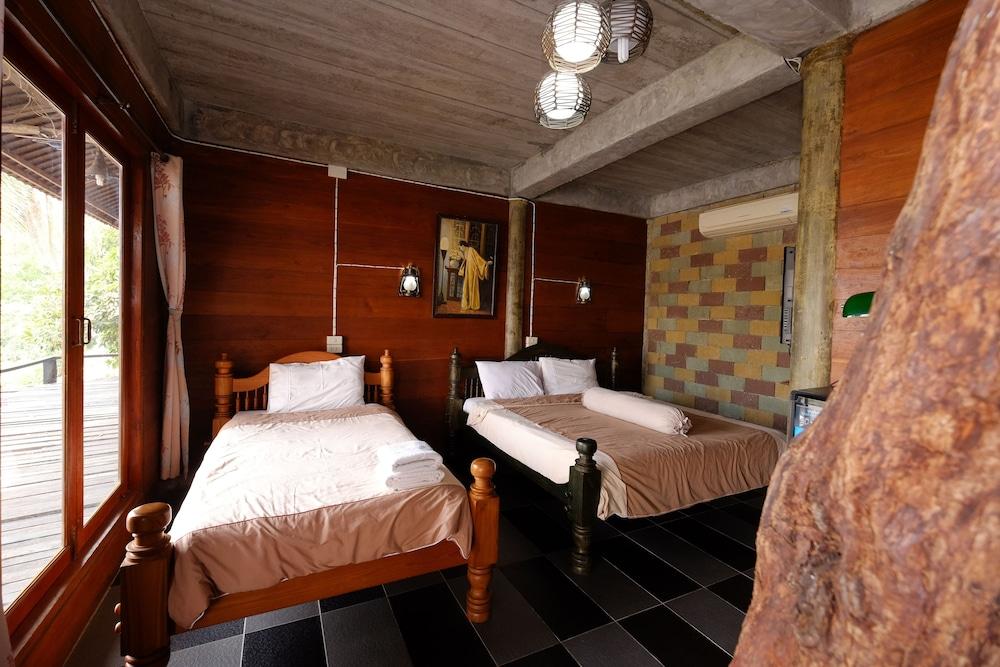 P&P Coffee & Resort Mae Sariang