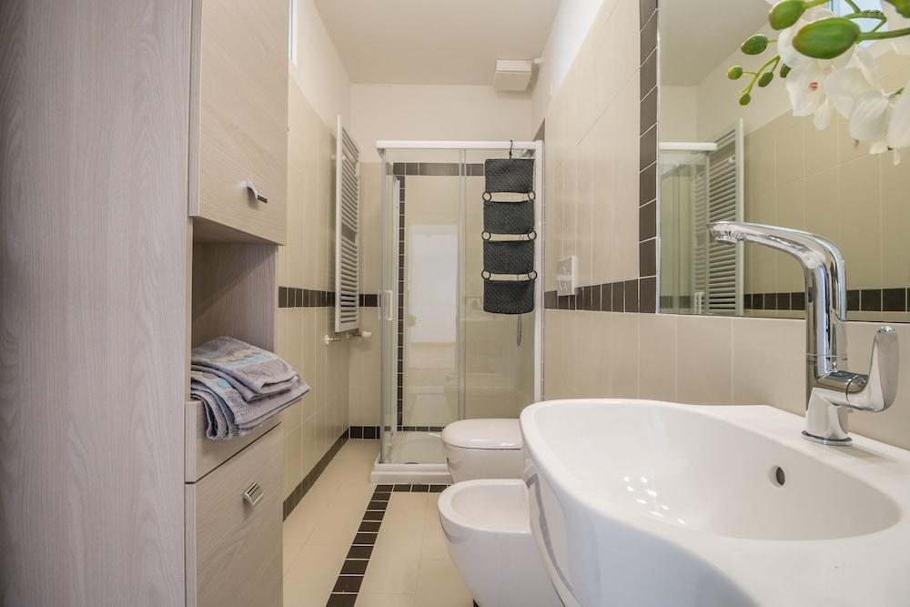 Padova Tower City & Hills View Libeccio