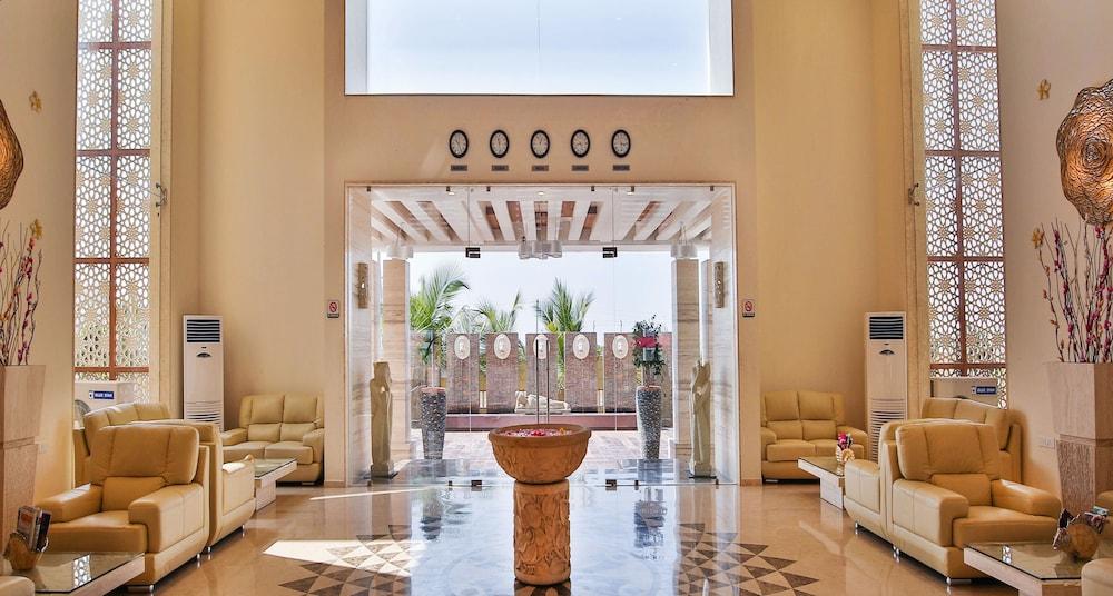 Club Mahindra Dwarka