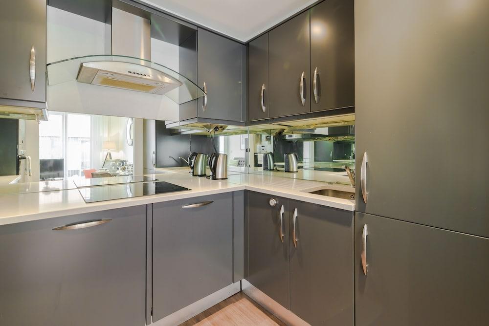 Bijou Delight by Austin David Apartments