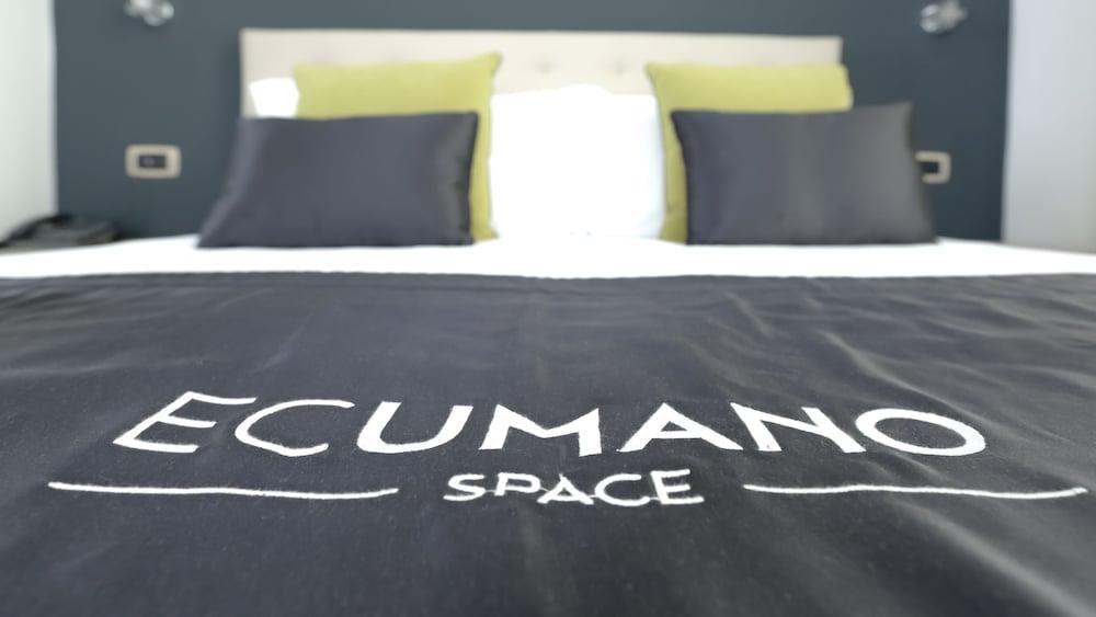 Ecumano Space