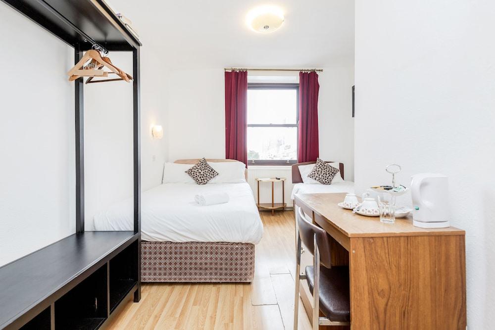 Russell Square Hotel