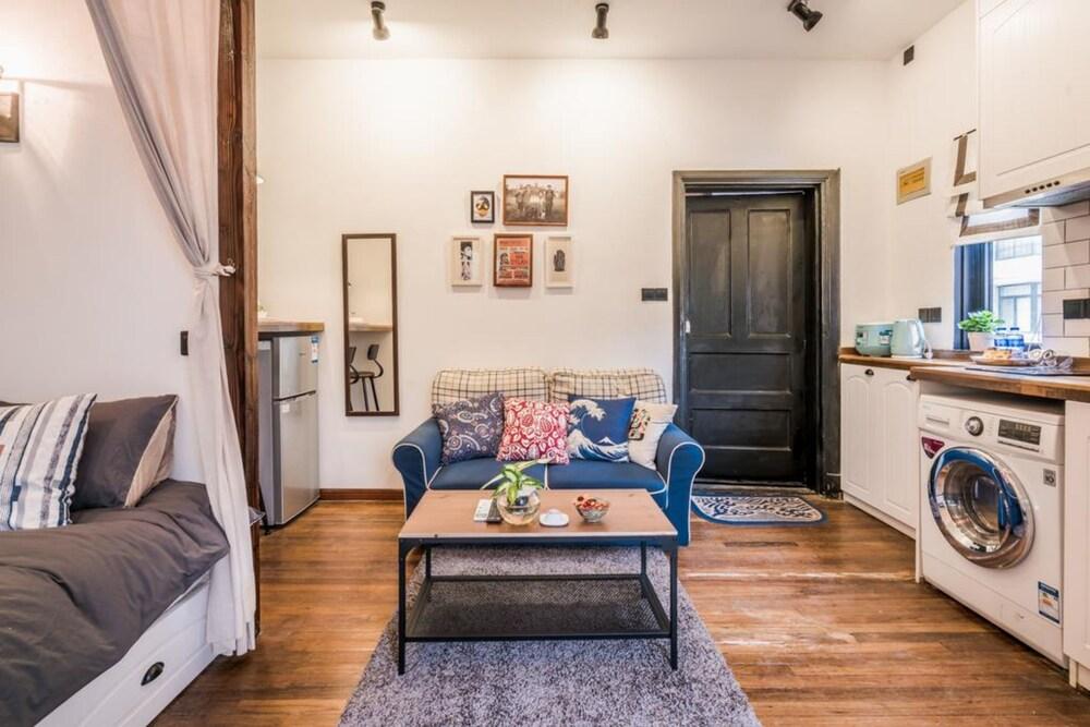 Cozy Apartment Best Location 1200