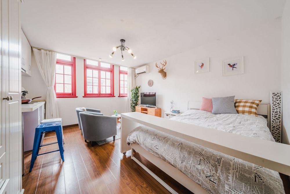 Cozy Apartment Best Location 302