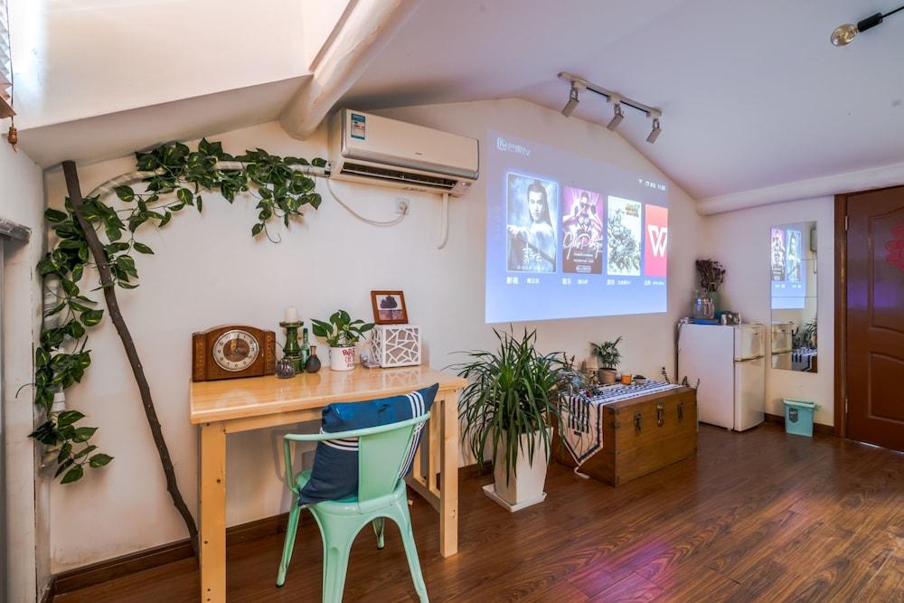 Cozy Apartment Best Location 303