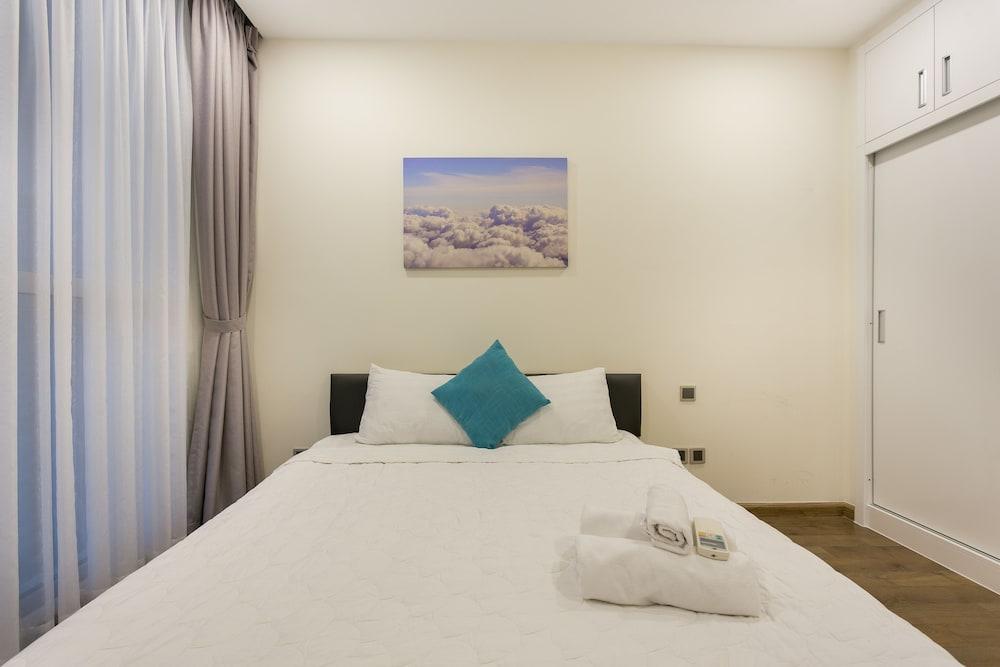 Sunflower Luxury Apartment