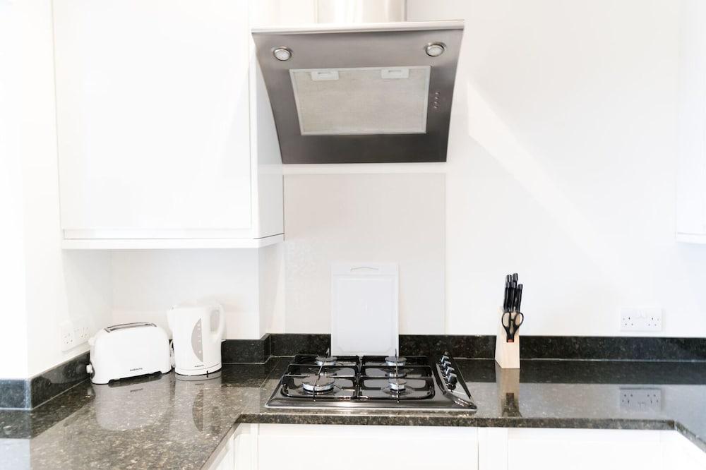 Access Little Venice