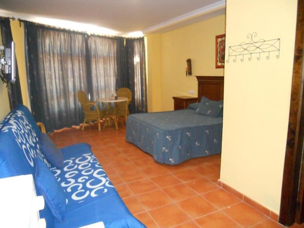 Estudios la Atarraya