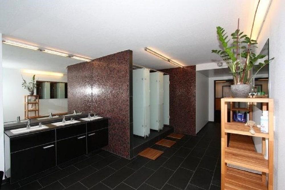 Primestay Self Check-in Hotel Altstetten