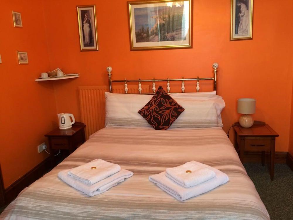 Charlotte House Hotel