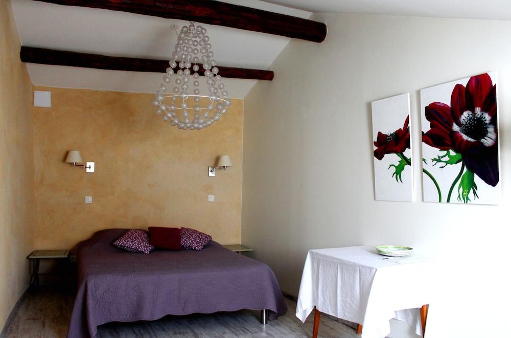 Les Aires Passagères