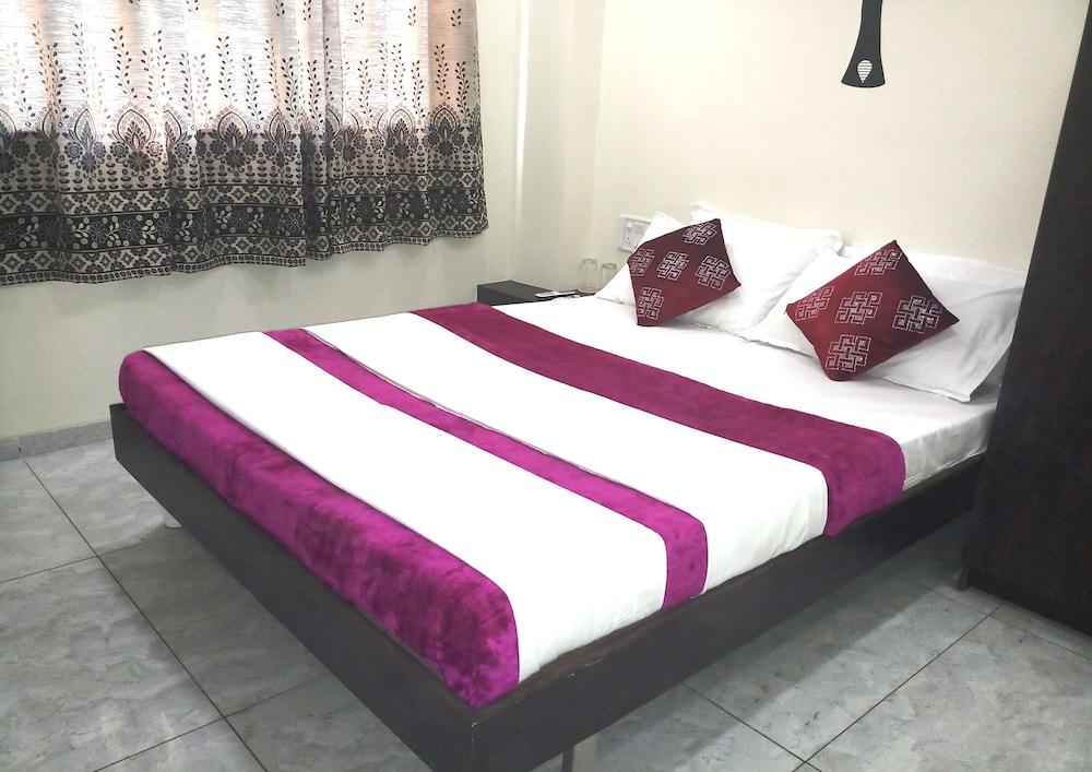 Hotel Royal Front Residency