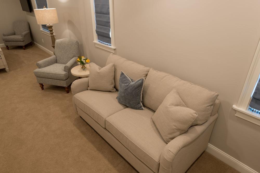 Serenity Inn Newport