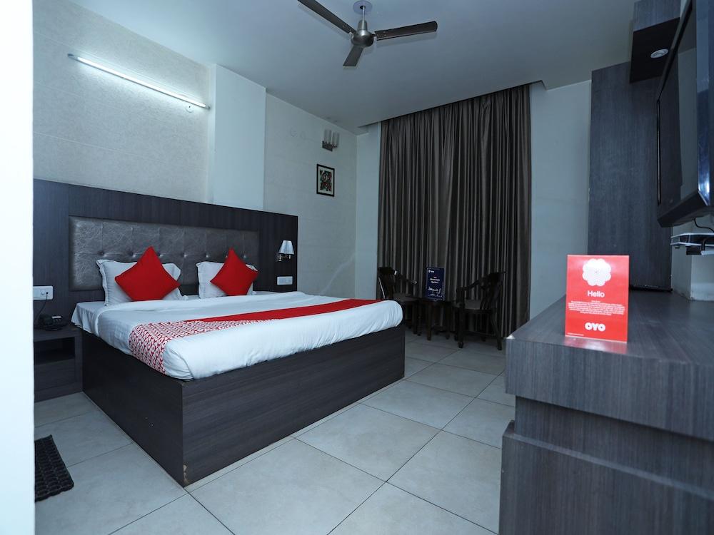 OYO 5192 Laj Regency