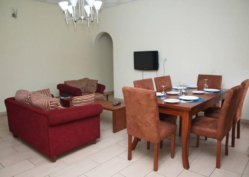 Candida's Place Apartments