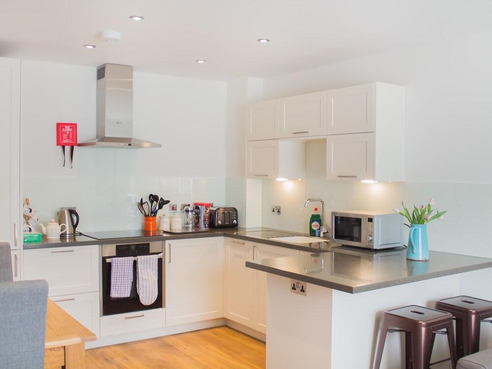 Henge House - Bluestone Apartment