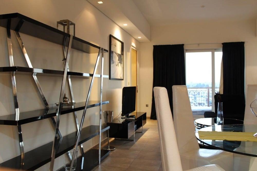 Yanjoon Holiday Homes - Marina Residence