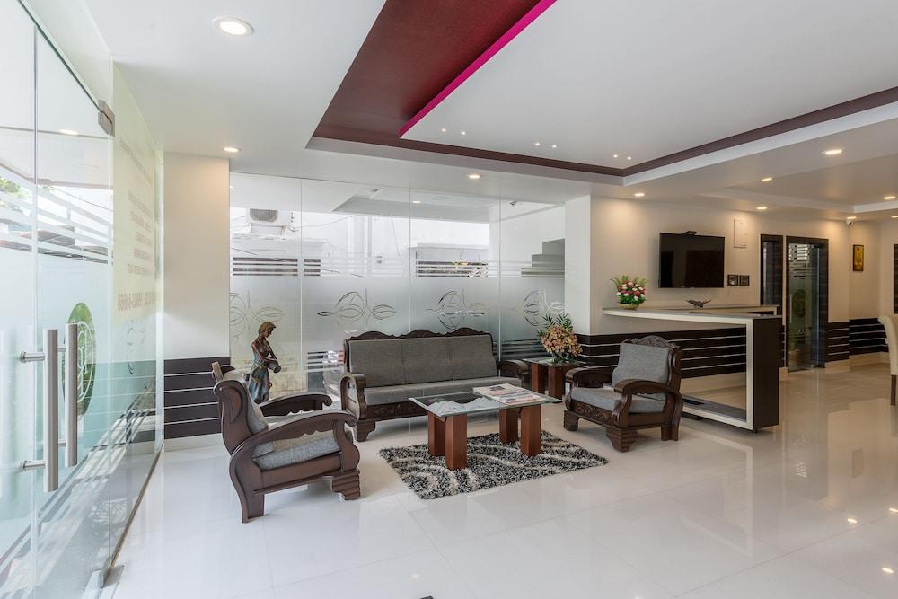 Treebo Raj Premier, Indiranagar