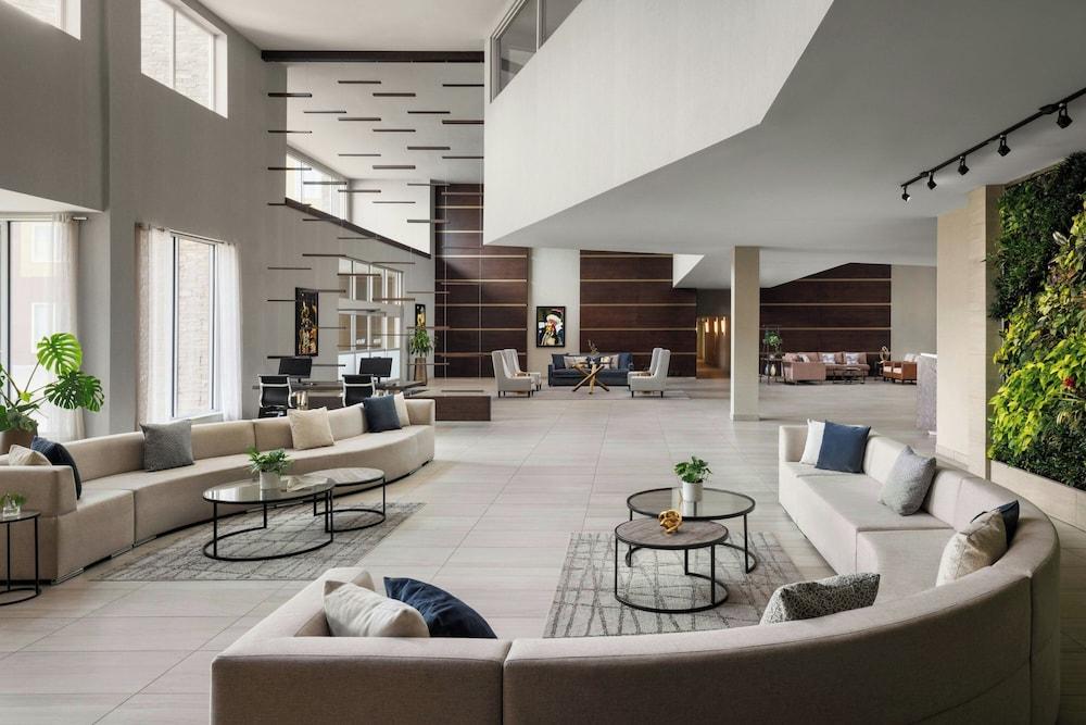 The Westin Calgary Airport